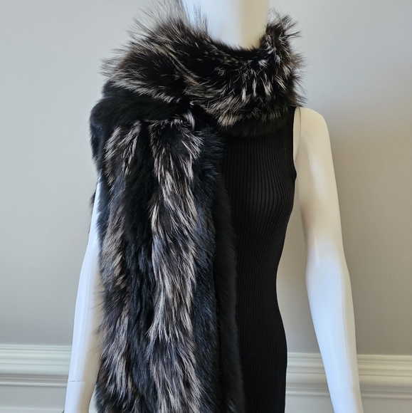 RARE Authentic Gucci Fox Fur Scarf - Picture 3 of 5